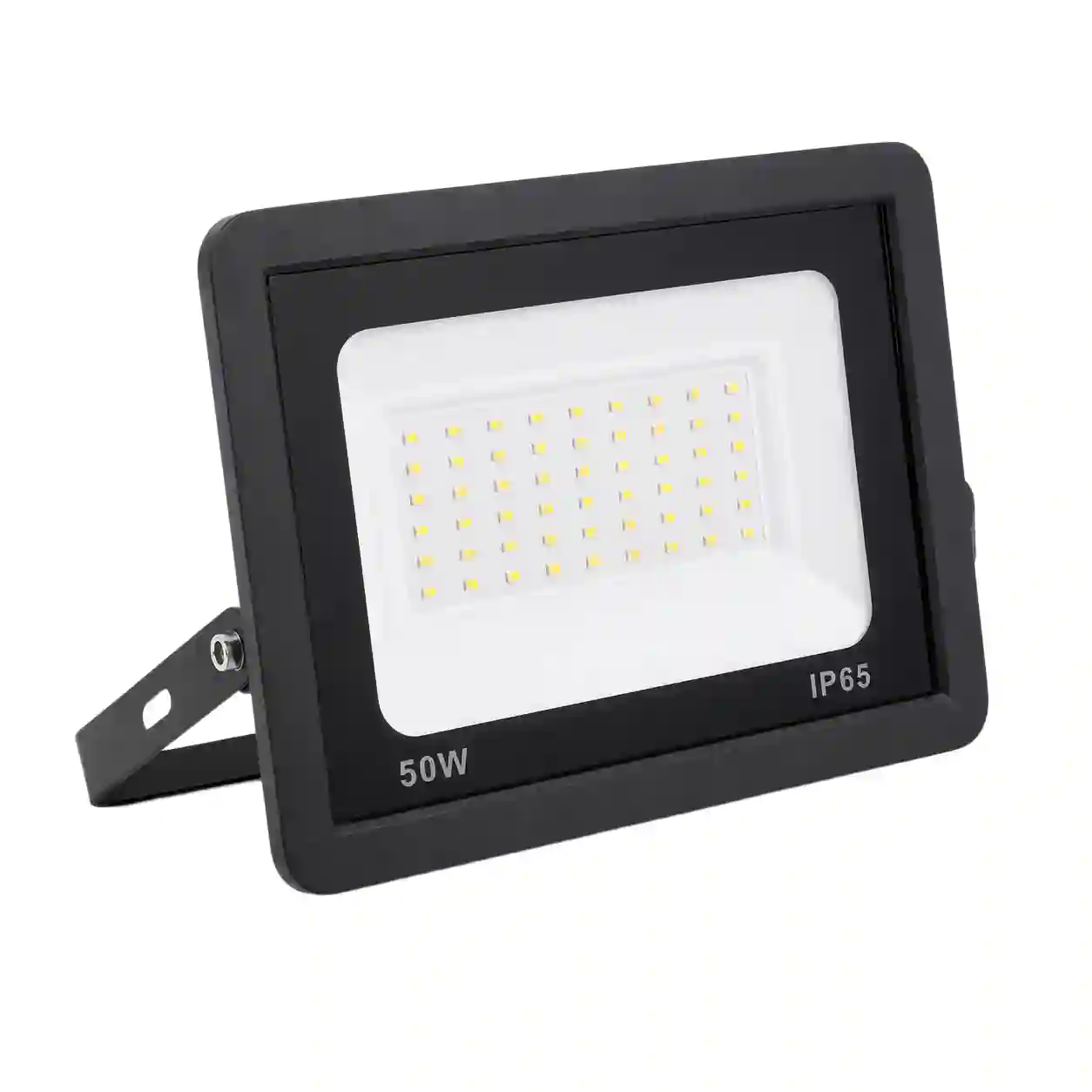 Černý tenký LED reflektor LEVE 50W IP65 s hliníkovým tělem pro venkovní osvětlení fasád a sportovišť